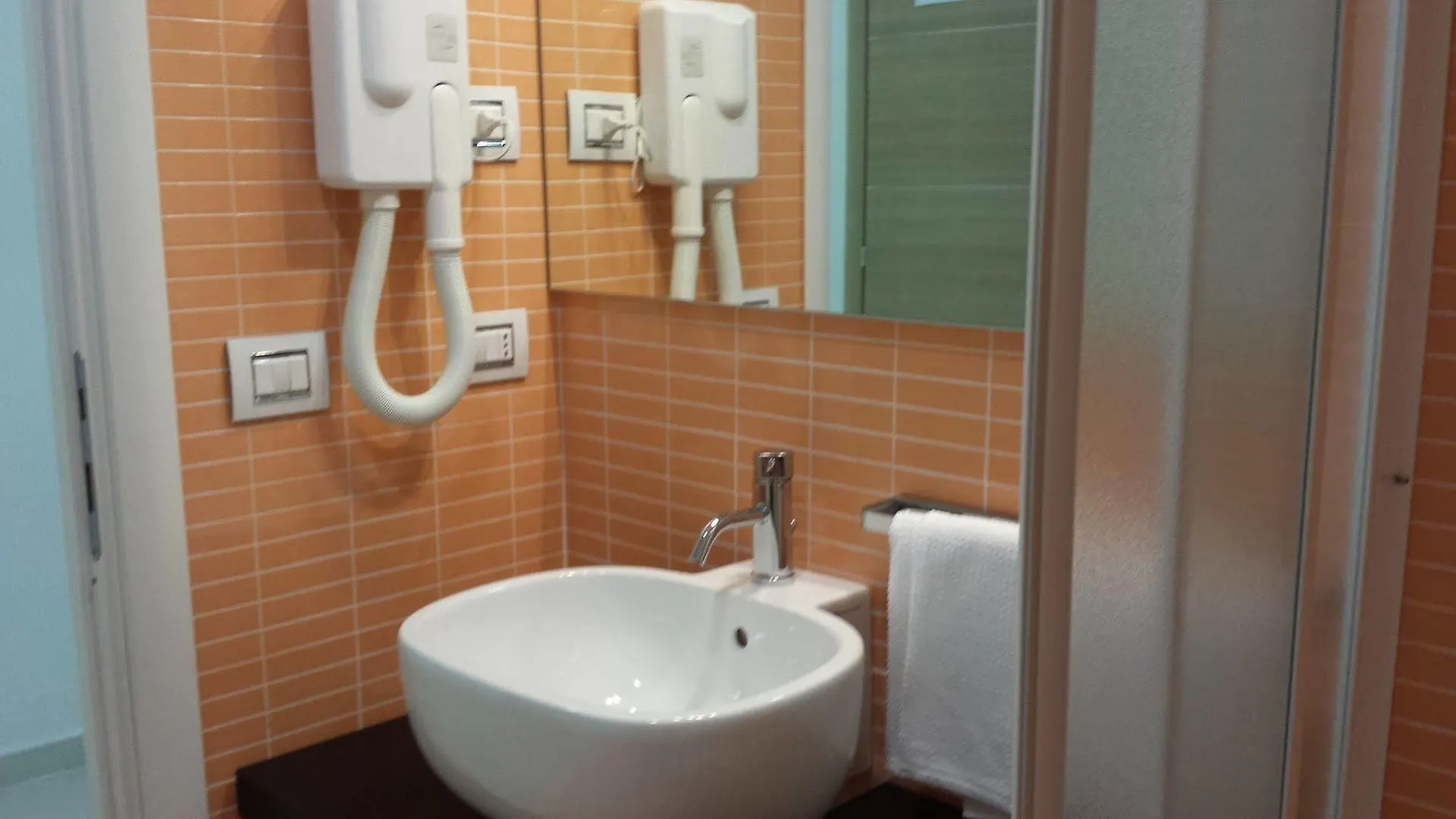 Buddi Hotel Platamona 3*,  Italia